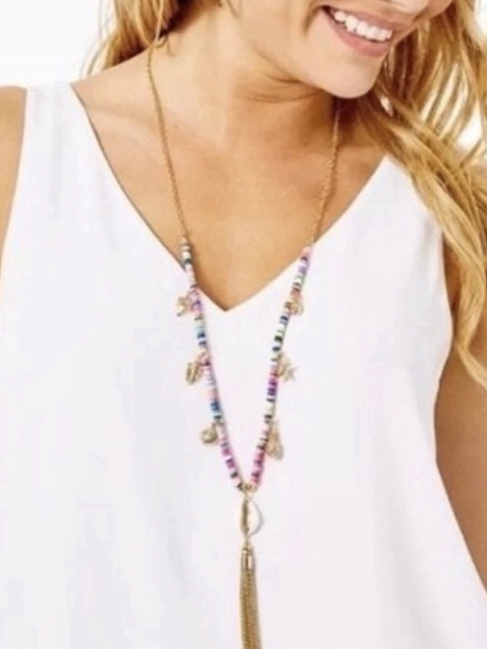 EUC Lilly Pulitzer Charm Beach Shell Necklace Jewelry Pouch Beads Gold Tassel
